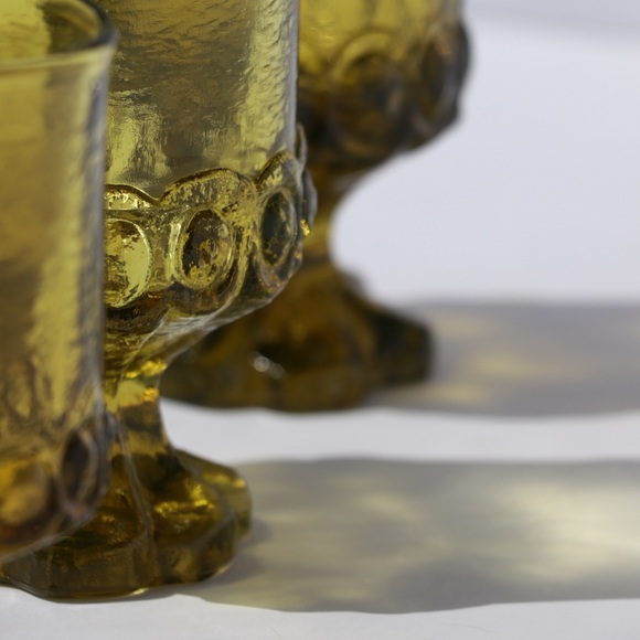 Set of 3 Vintage Green Glass Goblets - Picture 4 of 4